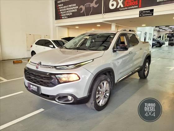 FIAT TORO 2.0 16V TURBO DIESEL VOLCANO 4WD AT9 FIAT TORO 2.0 16V TURBO DIESEL VOLCANO 4WD AT9
